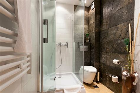 Kamenný obklad v kúpeľni