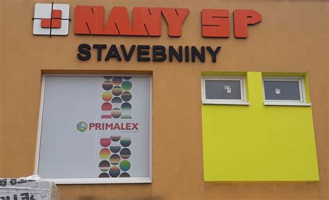 Pohľad na exteriér predajne Stavebniny NANY v Stropkove