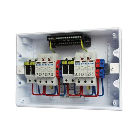 Elektrický rozvádzač pre čerpadlo s označenými prvkami
