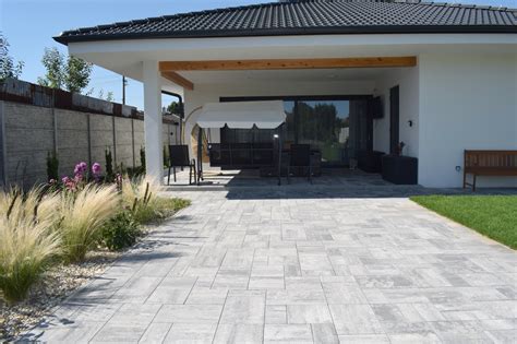 Betónová dlažba ošetrená náterom FN NANO® Uni