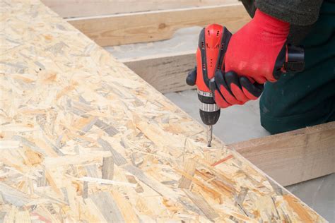 Skladovanie OSB dosiek na palete