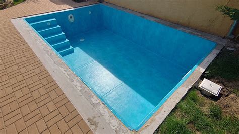 Infografika znázorňujúca rozdelenie platieb pri rekonštrukcii bazéna