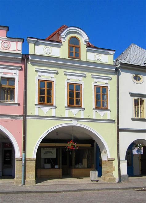 Zrekonštruovaná fasáda historického mlyna