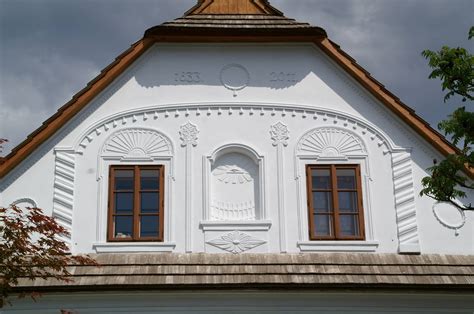 Historická dlažba v interiéri Bistra St. Germain v Bratislave