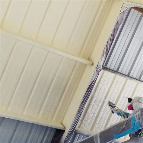 Detailná štruktúra expandovaného polystyrénu s uzavretými vzduchovými bunkami