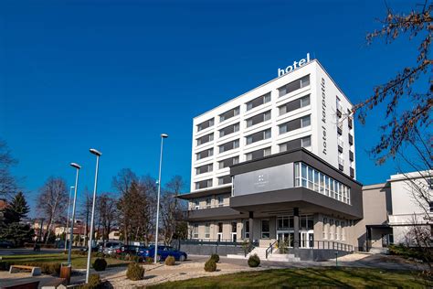Hotel Karpatia Humenné exteriér po rekonštrukcii