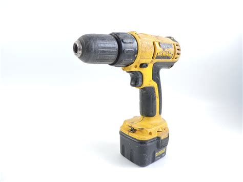 Obal manuálu DeWalt DC740
