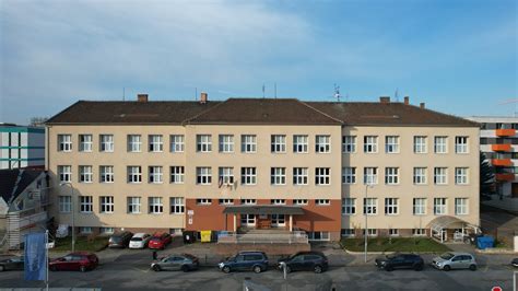 Škola ZŠ Cádrova v Bratislave