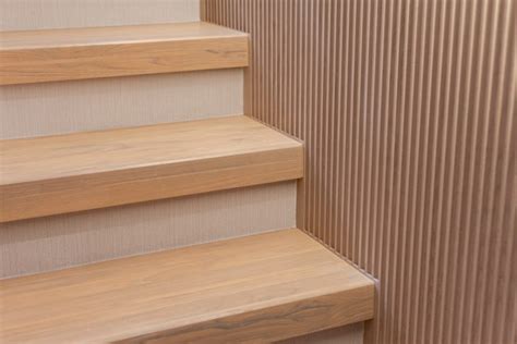 Typ schodiska typu C pre vysoké budovy