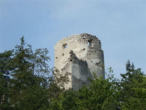 Západná veža Blatnického hradu