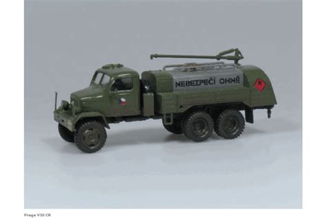 ilustrácia cisterny Praga V3S-C