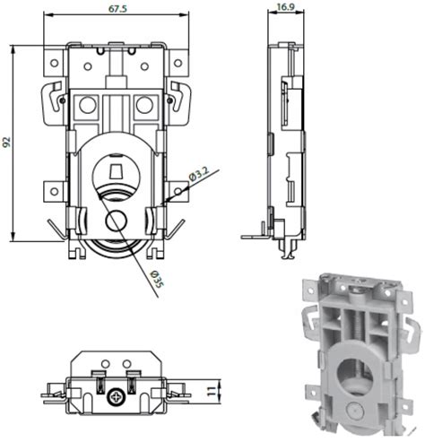 Detail zlatého kovania na bielej kabelke