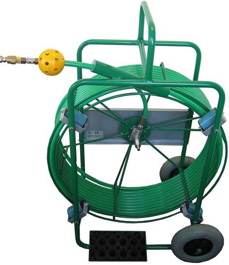 zariadenie na elektromechanické čistenie potrubí