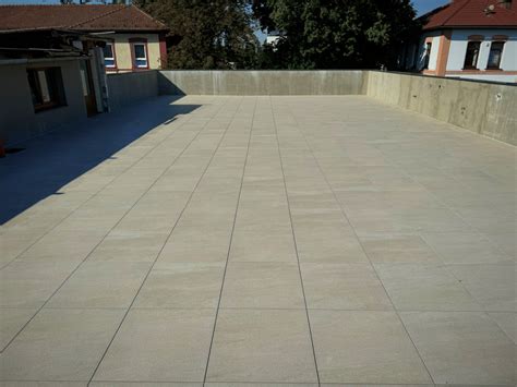 Fotografia: Hotová terasa s dlažbou Long