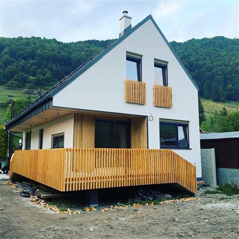 ukážka montovaného drevodomu a záhradnej architektúry