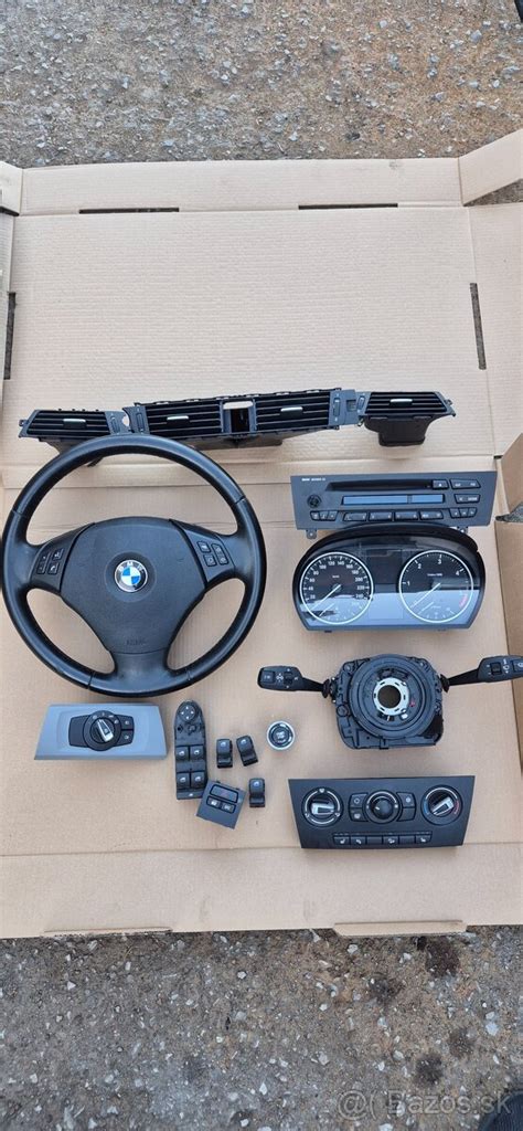 schéma interiéru a rozloženie dielov v BMW E90