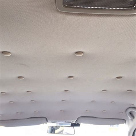 Porovnanie svetlej a čiernej stropnice v aute