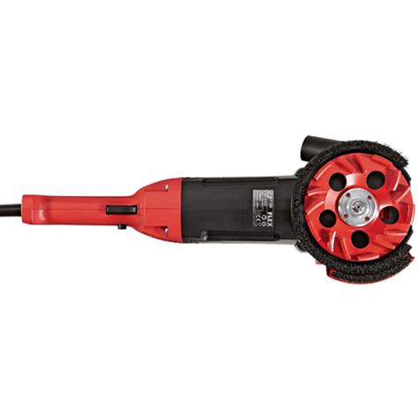 Sanačná brúska FLEX LD 18 pri práci