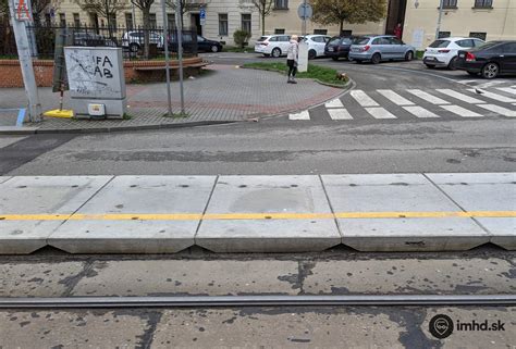 Vizualizácia betónových obkladových panelov v exteriéri