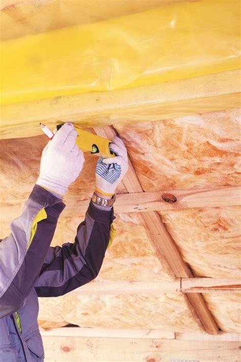 Kontrola podkrovia na tepelné úniky