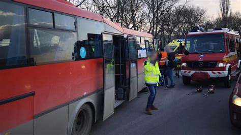 Miesto nehody autobusu a kamiónu pri Nitre
