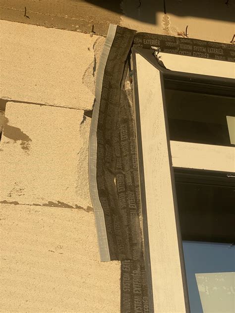 Detail správne aplikovanej dilatačnej pásky