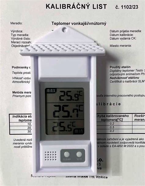 Teplomer v zateplenom kurníku