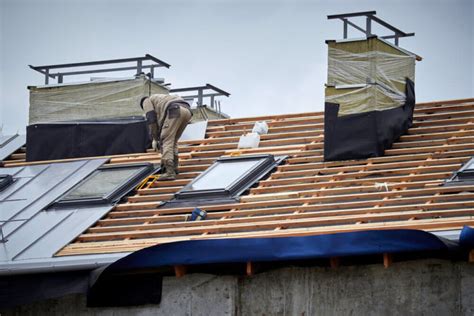 Montáž strešného výlezu DACHMAT na maloformátovú škridlu