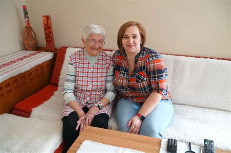 Mladý králik v domácom prostredí