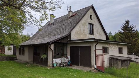 Starý rodinný dom pred rekonštrukciou