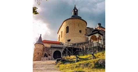 Historické delá na nádvorí hradu Krásna Hôrka