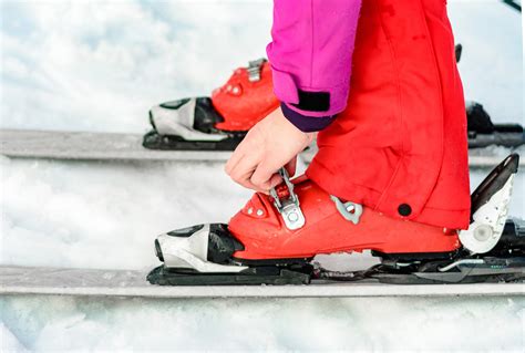 Detail exkluzívneho viazania Calf-Cuff na pracovných chodúľach