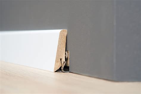 Montáž soklových líšt