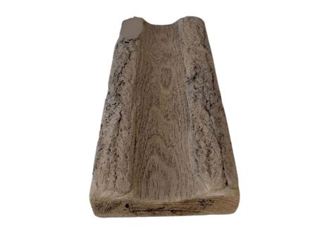 Betónový žľab s imitáciou dreva