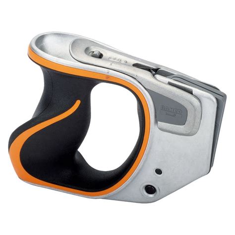 Ilustrácia chvostovej píly s vymeniteľným pílovým listom