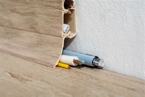 detailné zobrazenie koncových a rohových krytiek pre PVC lišty