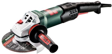 Detailný záber na telo uhlovej brúsky Metabo WE 17-150 Quick