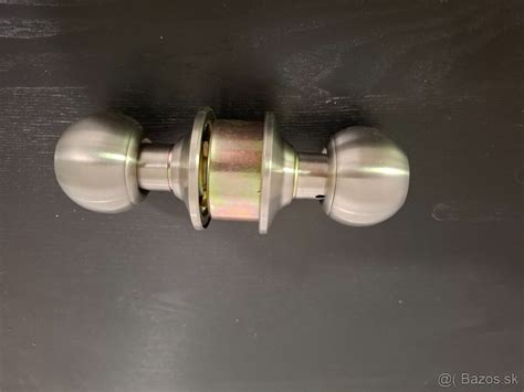 Rôzne typy dverových kľučiek