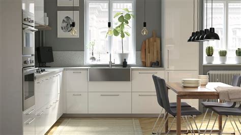 Moderná kuchynská linka IKEA