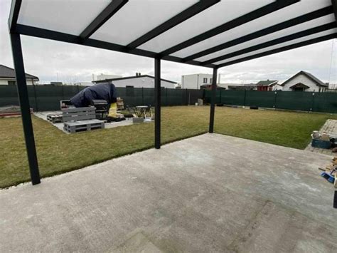 Hotová drevená pergola s povrchovou úpravou