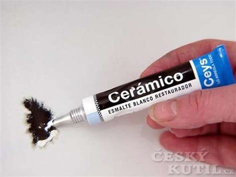 Opravný smalt v tube na keramiku