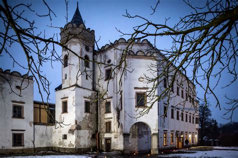 Kaštieľ Moravany nad Váhom exteriér