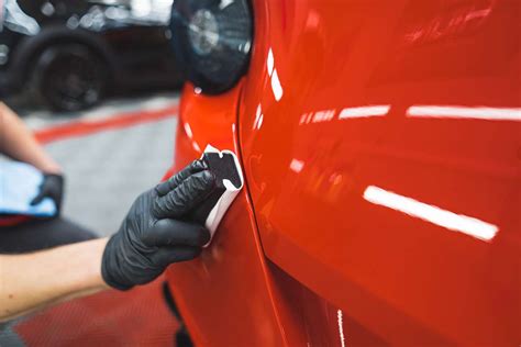 Oprava povrchových škrabancov ceruzkou alebo fixkou