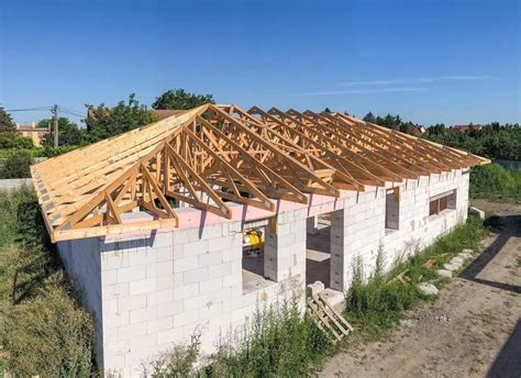 Väzníková strecha bez vnútorných nosných stien