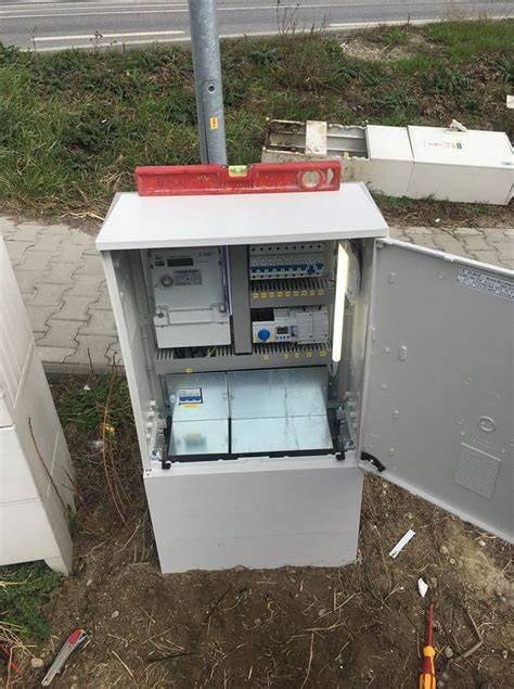 Typy stavebných elektrických rozvádzačov