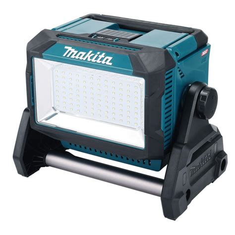 LED svetlo na aku skrutkovači