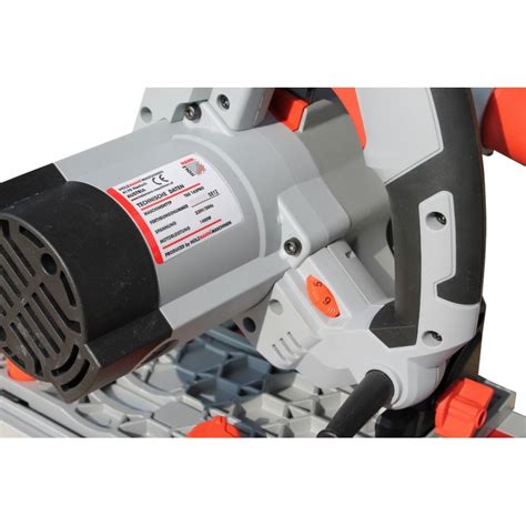 Fotografia ponornej píly Holzmann TAS 165PRO s vodiacou lištou