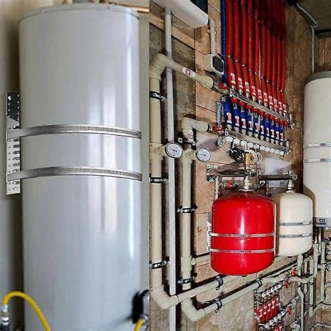 Detailná schéma membránovej expanznej nádrže s komponentmi
