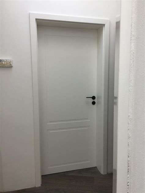 Elegantné interiérové dvere a podlahy