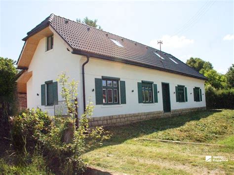 Starý vidiecky dom pred a po rekonštrukcii